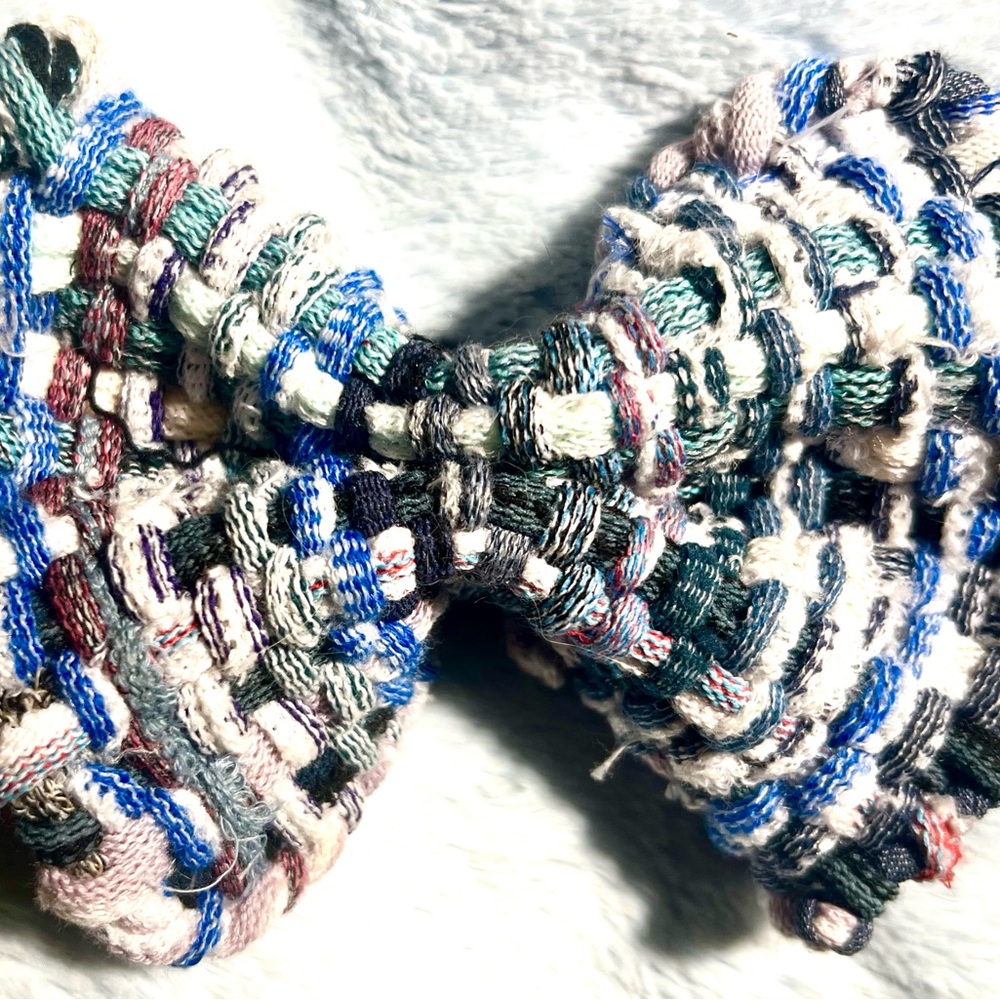 Blue Green Blend LARGE Hand Woven Rag Style HAIR BOW on 4 inch French Barette